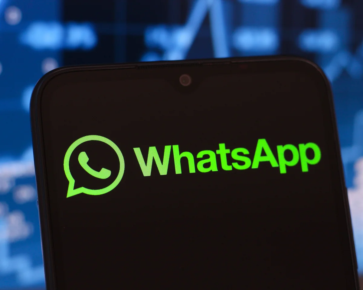 Compliance Guide: How to correctly use group messaging apps within WhatsApp's official rules